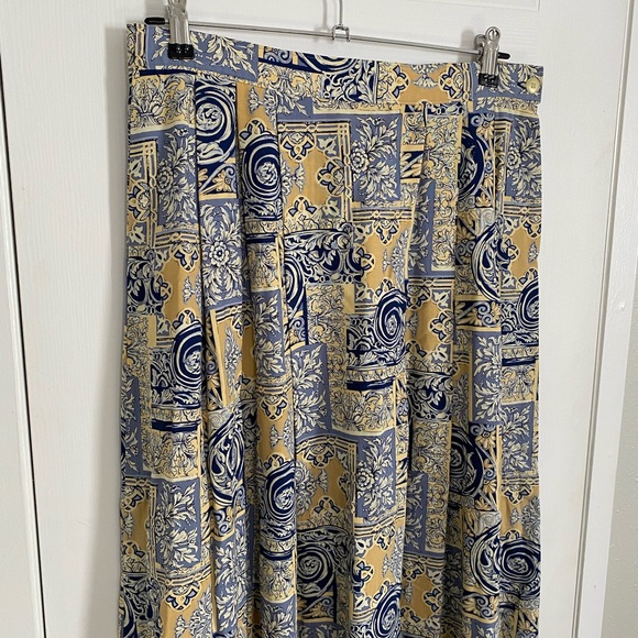 Vintage Pleated Skirt - Picture 2 of 5